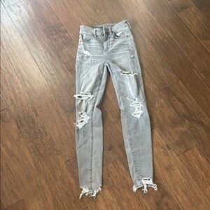 American Eagle Outfitters Gray Skinny Jeans with Distressed Details